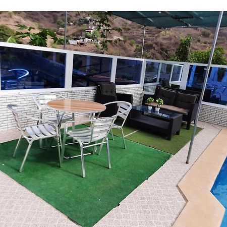 Pensao Simao & Julia Bed & Breakfast Orgaos Exterior foto