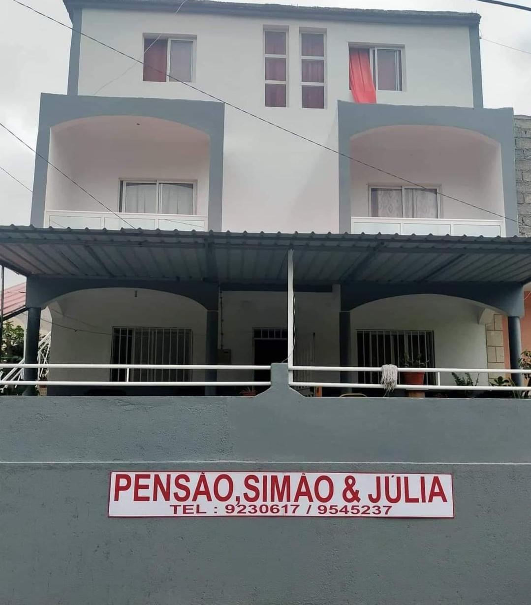 Pensao Simao & Julia Bed & Breakfast Orgaos Exterior foto