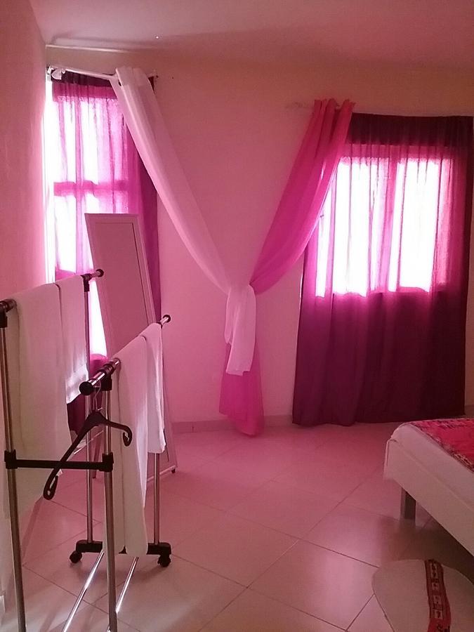 Pensao Simao & Julia Bed & Breakfast Orgaos Exterior foto