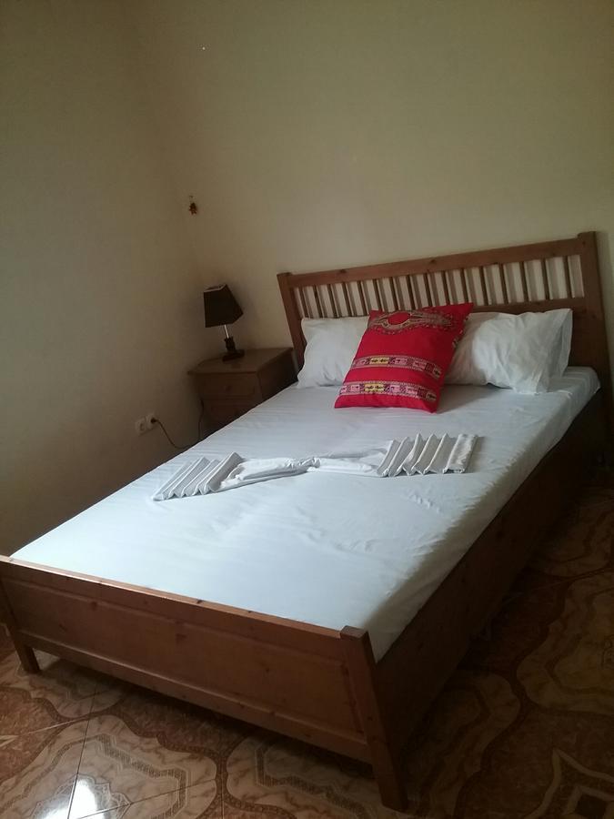 Pensao Simao & Julia Bed & Breakfast Orgaos Exterior foto