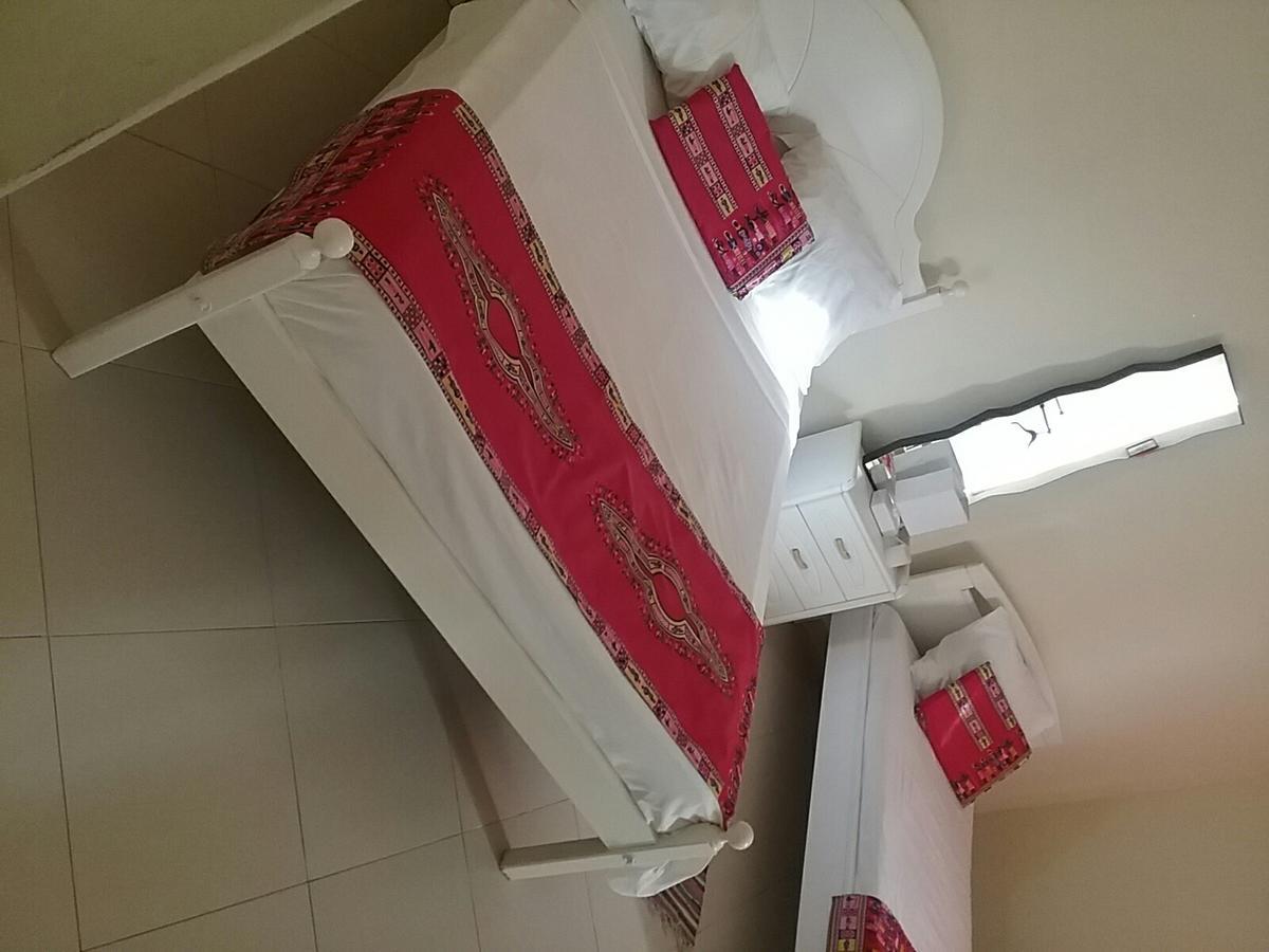 Pensao Simao & Julia Bed & Breakfast Orgaos Exterior foto