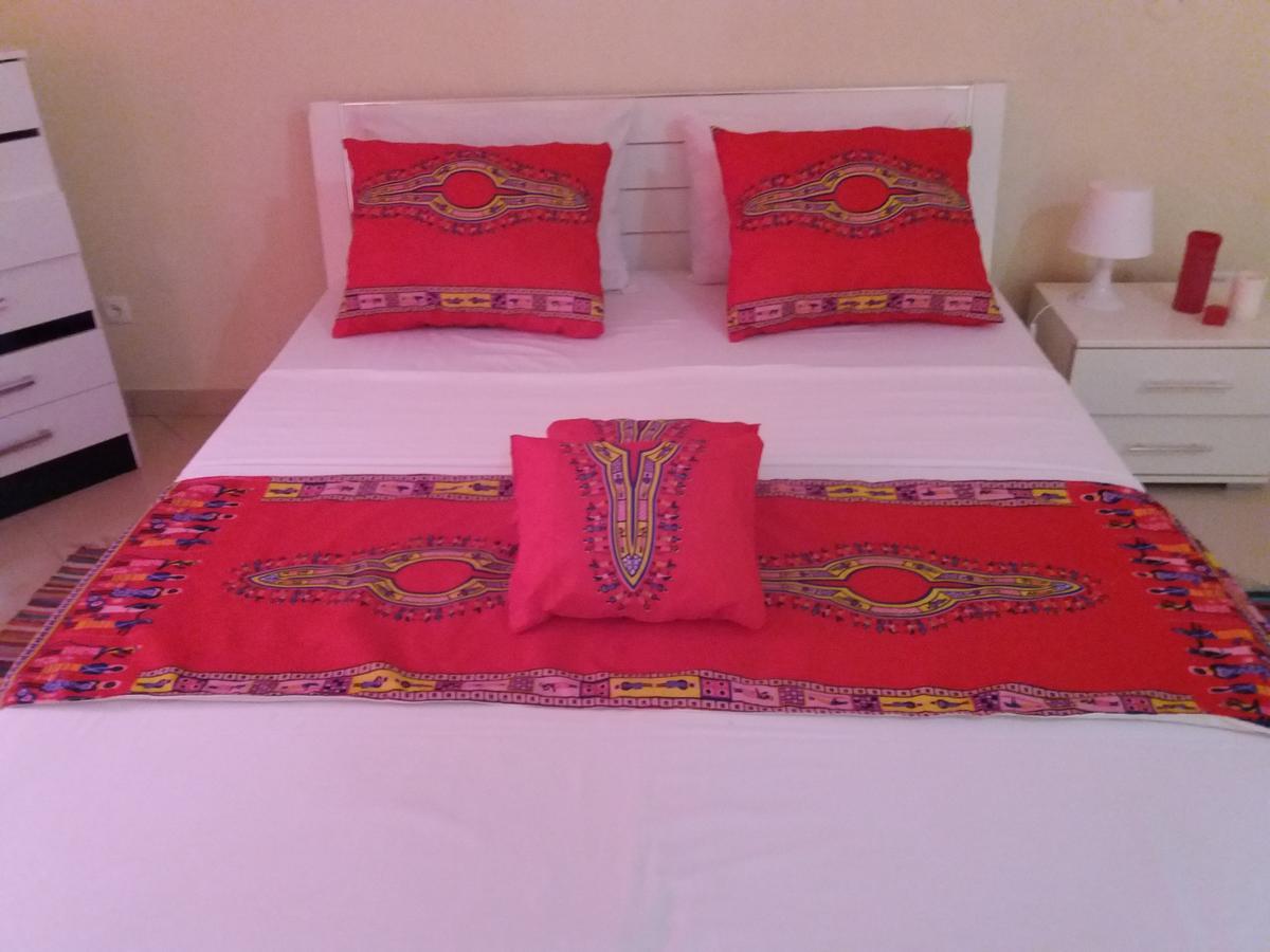 Pensao Simao & Julia Bed & Breakfast Orgaos Exterior foto